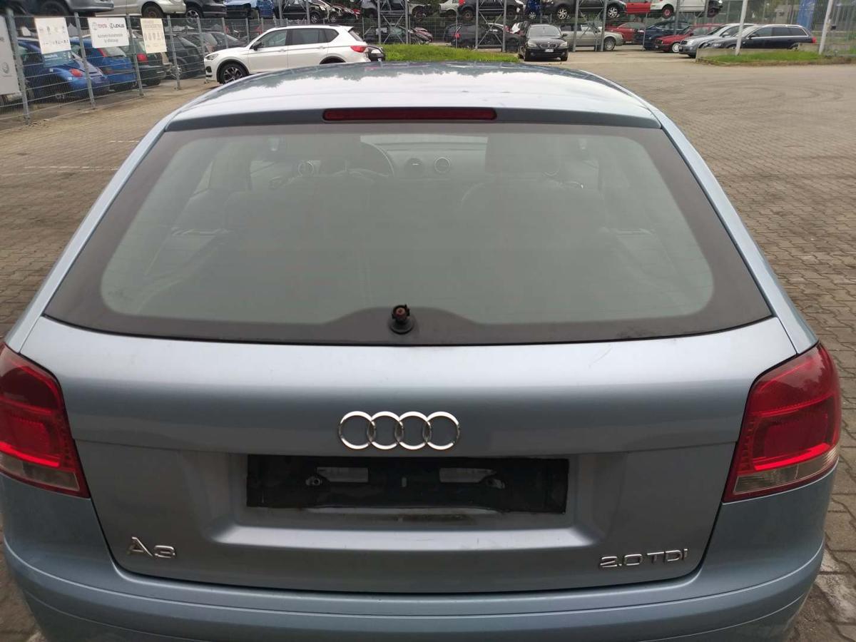 Audi A3 8P original Heckklappe mit Heckscheibe LY5J Liquidblau 3-Türer Bj.2004